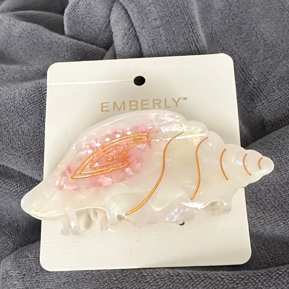 Conch Shell Hair Clip